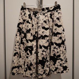 Cynthia Rowley Black and White Floral Pleated Circle Skirt with Pockets